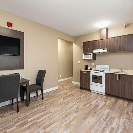 Econo Lodge Prince George Eksteriør bilde