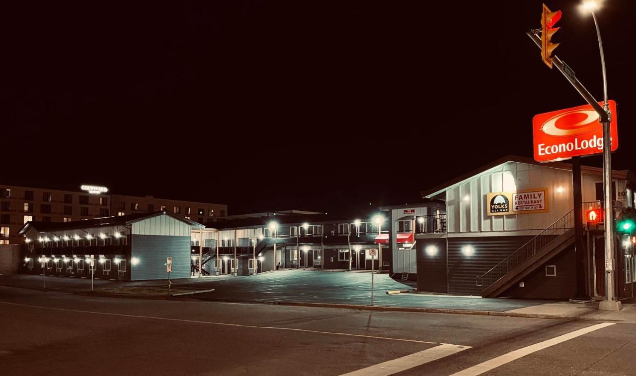 Econo Lodge Prince George Eksteriør bilde