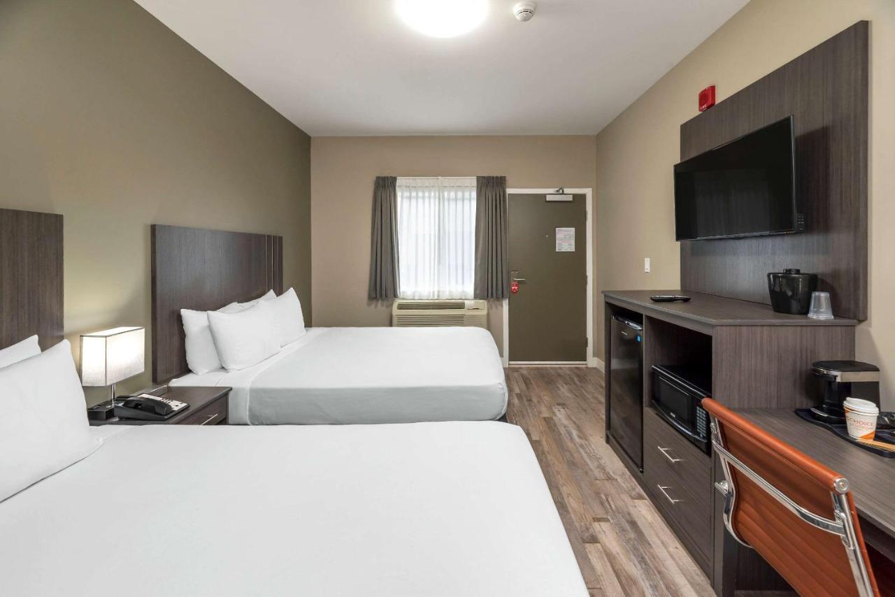 Econo Lodge Prince George Eksteriør bilde
