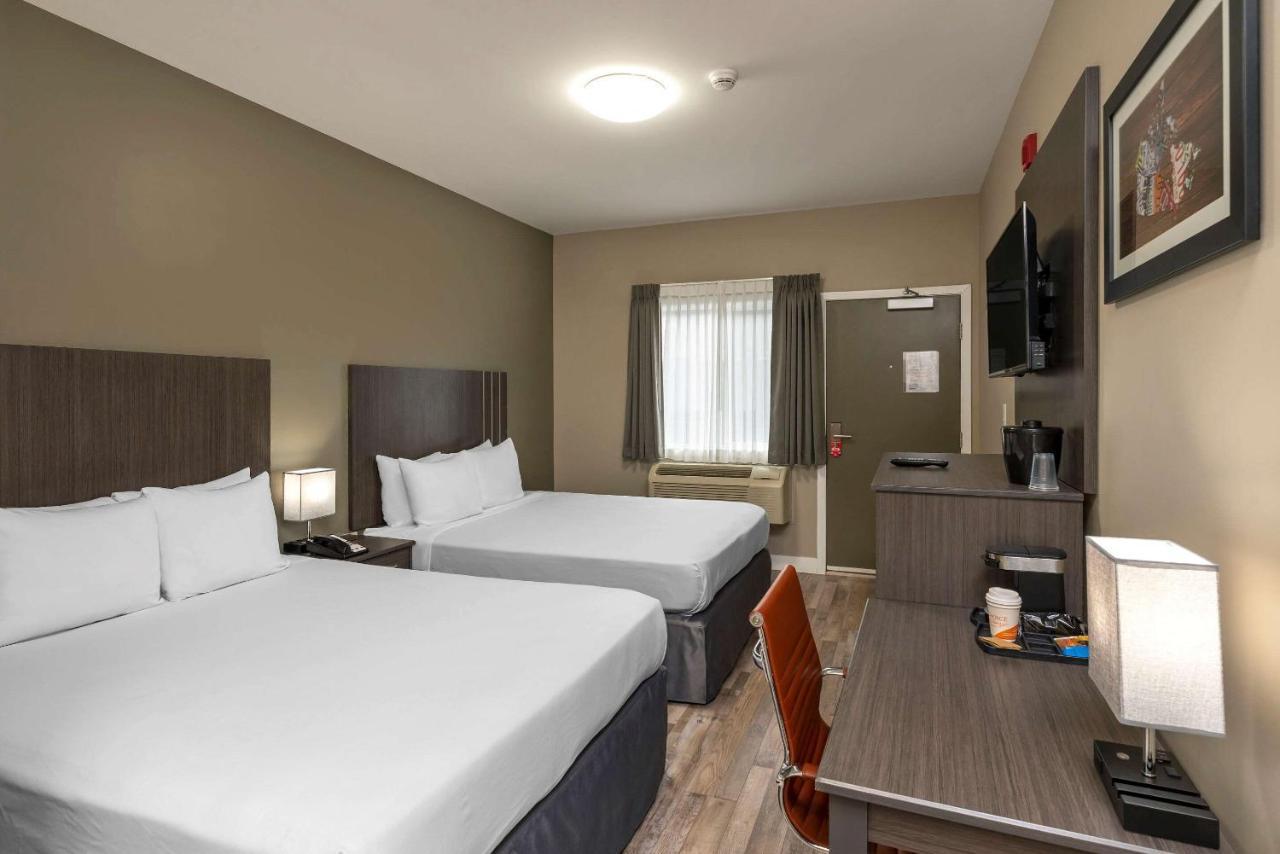 Econo Lodge Prince George Eksteriør bilde